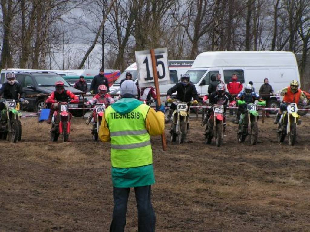 Daudz laika nav atlicis 
Autors: Uldis  Dobelis