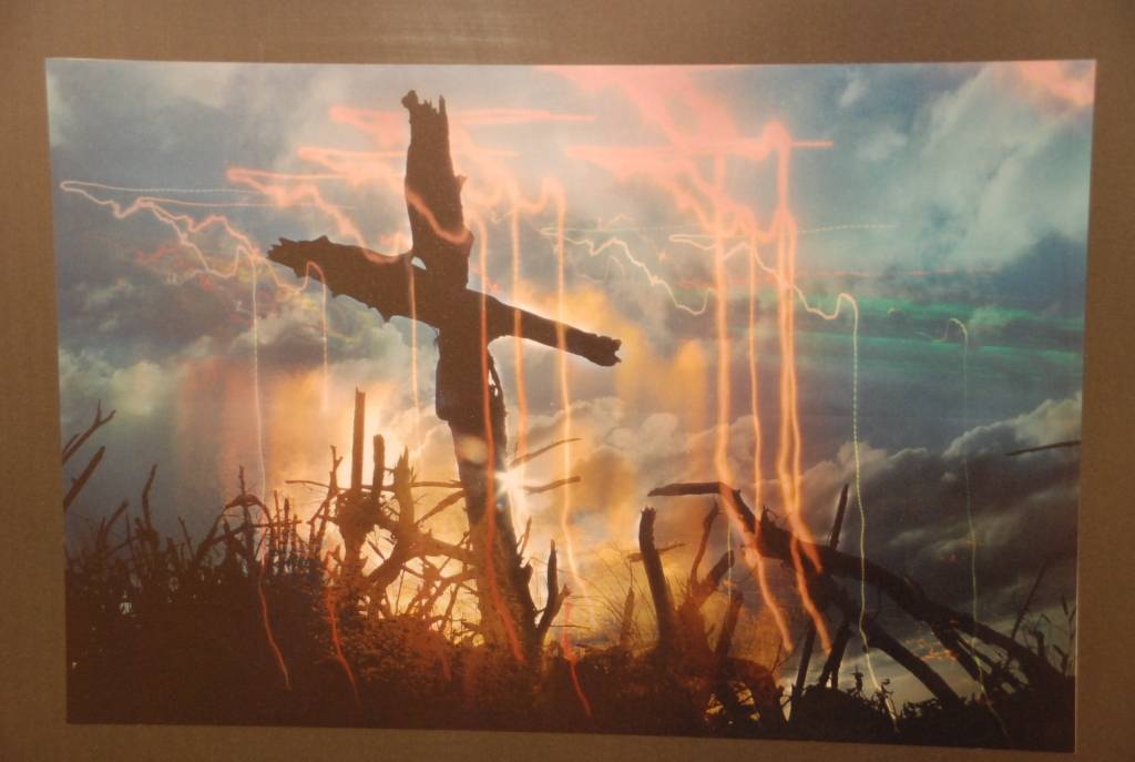 Romantiski dabas tēlojumi un savdabīgi skati – šādi Liepāju ataino fotogrāfs Pēteris Jaunzems savā izstādē “Vai tiešām tas bija?”. Viens no izteiksmīgākajiem darbiem Pētera Jaunzema personālizstādē ir 2005. gadā dokumentētais “Ugunsgrēks...
Autors: Sarmīte Štrausa