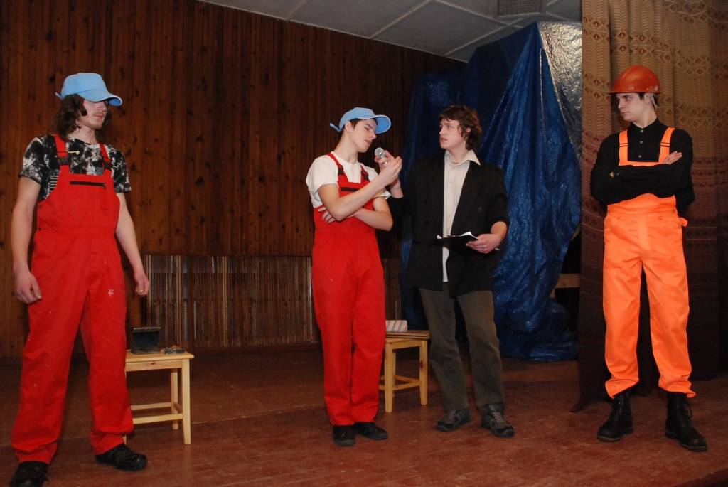 Liepājā “Amatnieku svētkos” jaunieši no Liepājas Būvamatniecības vidusskolas, Liepājas Tūrisma un tekstila skolas, Rīgas tehniskās universitātes (RTU) Liepājas filiāles profesionālās vidusskolas, kā arī Cīravas arodvidusskolas atraktīvi...
Autors: Iluta Dreimane