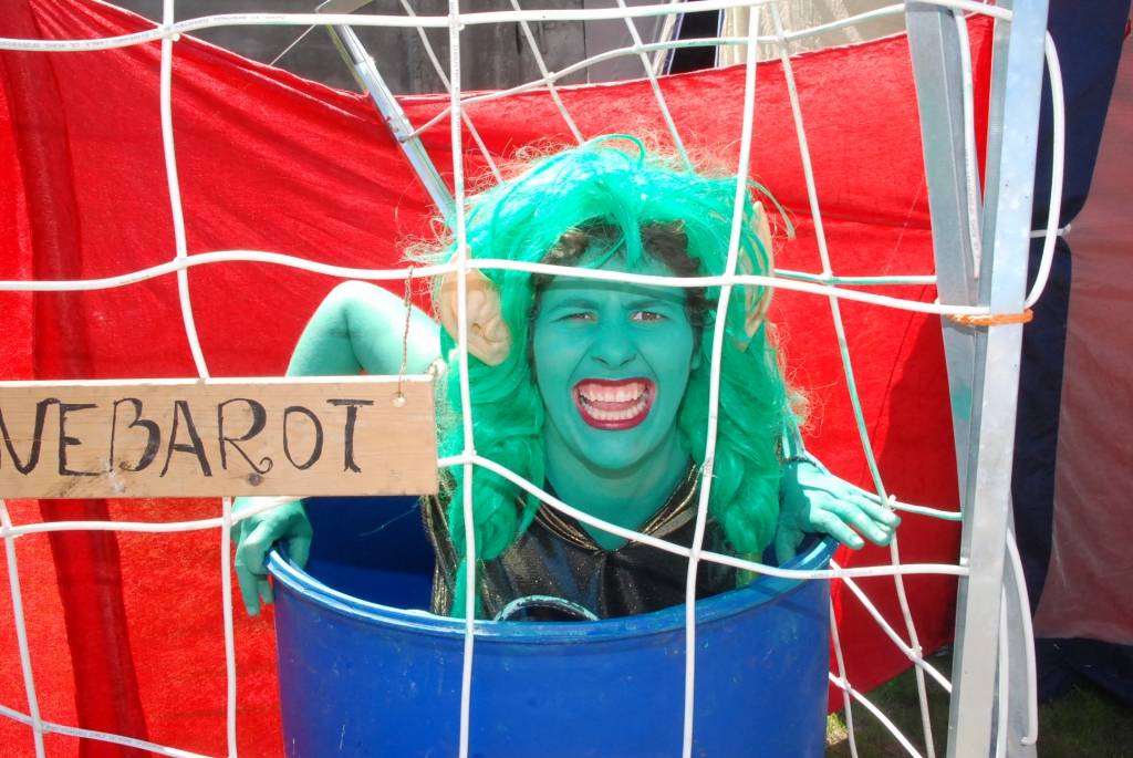 Šodien, 22. maijā, Liepājas pilsētas promenādē jau astoto reizi notiek gadskārtējais amatniecības gadatirgus 