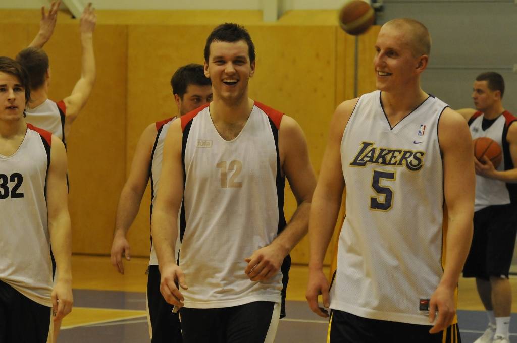 Nīcas basketbolisti
Autors: Uldis Dobelis