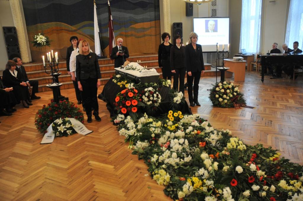 Autors: Dainis Ģelzis