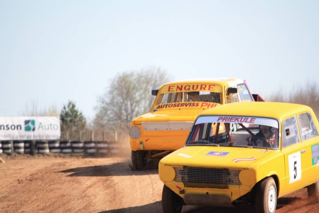 Autors: www.autocross.lv