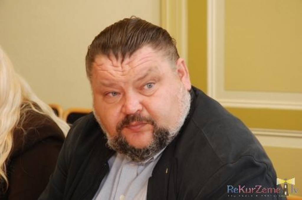 Autors: Dainis Ģelzis