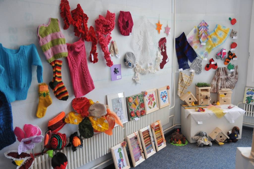 No 21. aprīļa Liepājas muzeja telpās K. Ukstiņa ielā 7/9 skatāma Liepājas skolēnu darbu izstāde ar nosaukumu „Pavasaris klāt!”.

Liepājas vispārizglītojošo skolu un speciālās skolas mācību priekšmeta - mājturības un tehnoloģiju darbu...
Autors: ReKurZeme, portāls