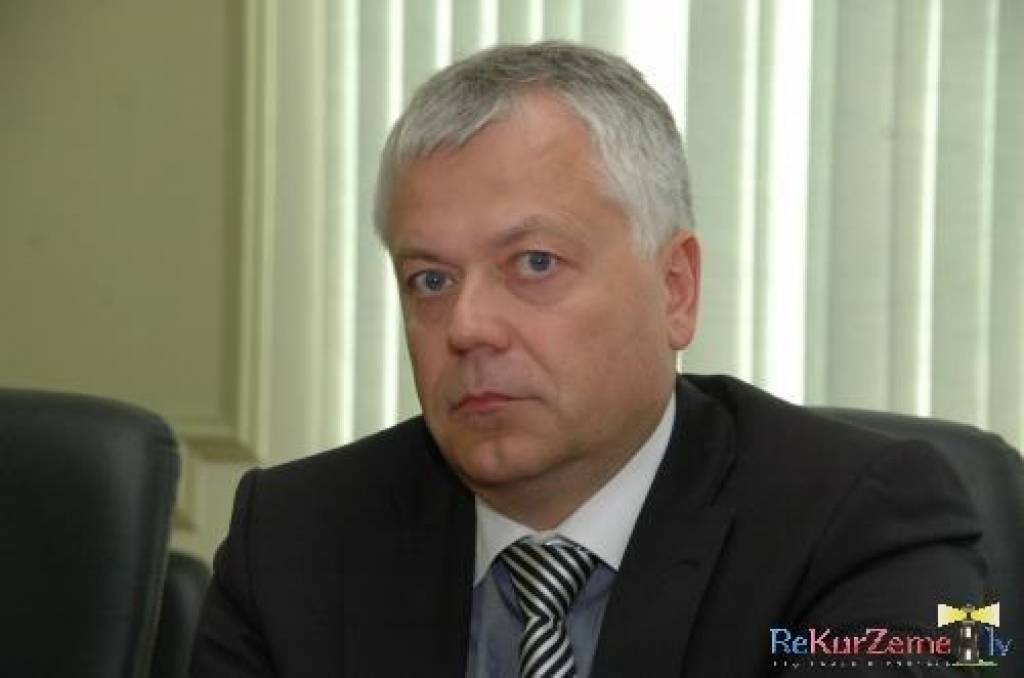 Autors: Dainis Ģelzis