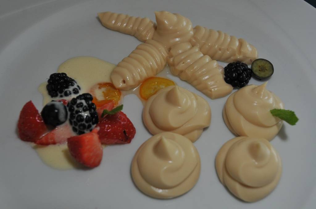 Aizvadītajās Pavārdienās  Cīravas arodvidusskolā varēja nobaudīt visdažādākos ēdienus. Pasākumā piedalījās arī pavāri no pērn Latvijā labākā viesnīcu restorāna 