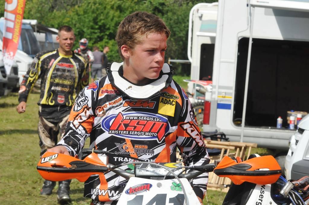 Pauls Jonass
Autors: Uldis Dobelis