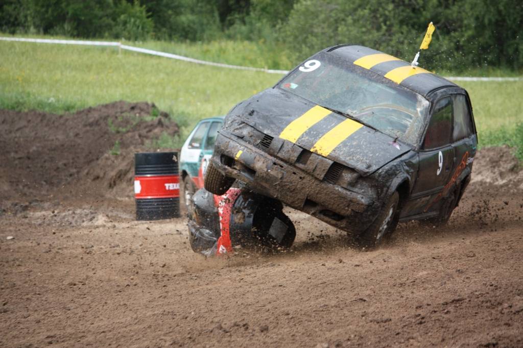 Autors: www.autocross.lv