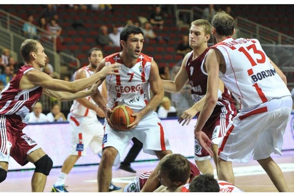 Ar bumbu spēles spožākā zvaigzne Zaza Pačulija
Autors: Aivars Liepiņš, Dienas Mediji