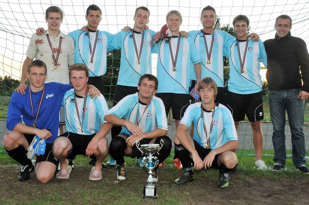 Lejaskurzemes novadu minifutbola čempioni - Grobiņas futbolisti.
Autors: Uldis Dobelis