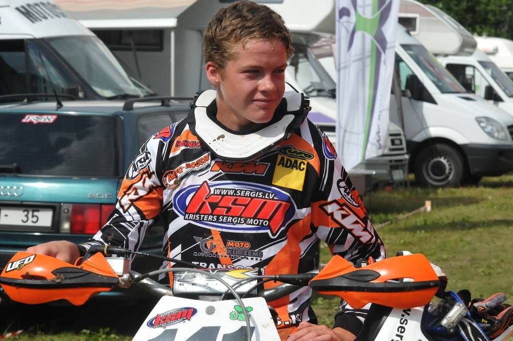 Pauls Jonass
Autors: Uldis Dobelis