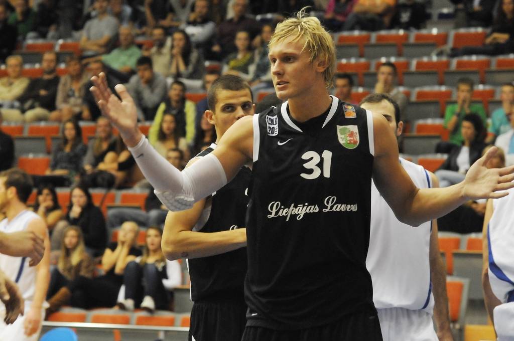 Autors: Uldis Dobelis