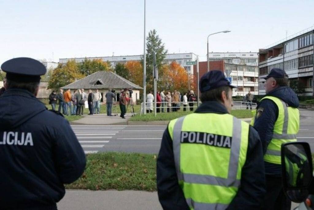 Autors: www.skatiens.lv