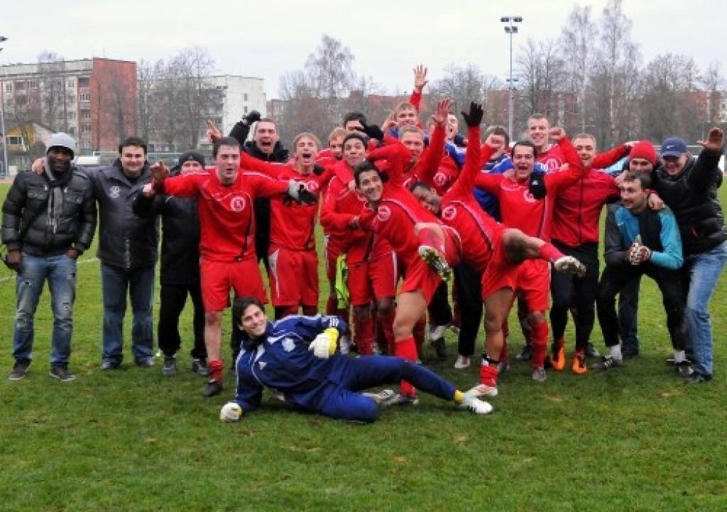 Autors: www.sportacentrs.com