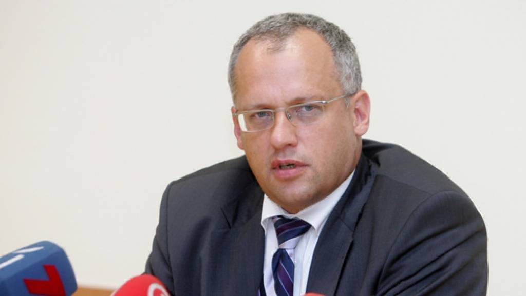 Autors: Dainis Ģelzis