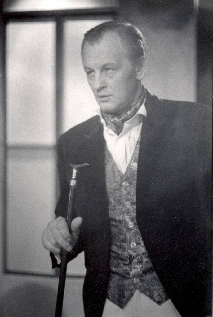 N. Ostrovskis „Talanti un pielūdzēji”. V. Šoriņš- Veļikatovs. Nacionālais teātris, 2000. gads.
Autors: Kino muzejs