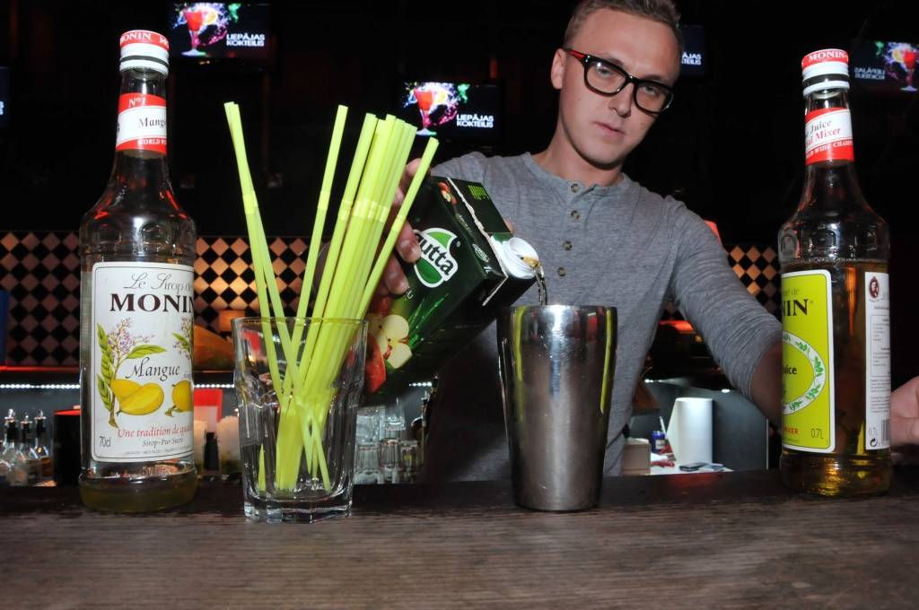 Autors: Dainis Ģelzis