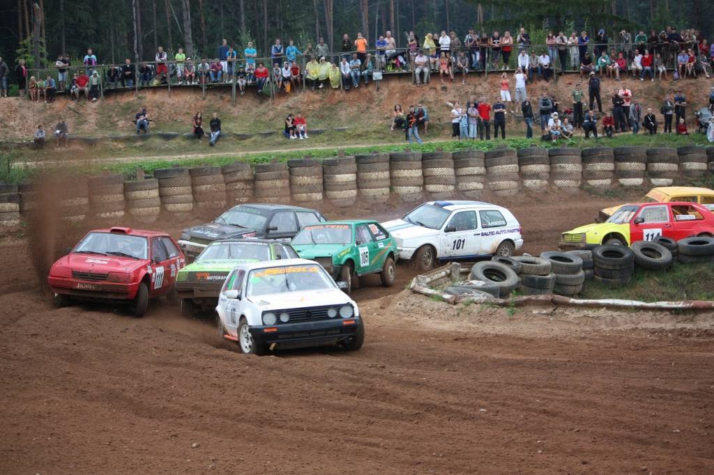 Autors: www.autocross.lv