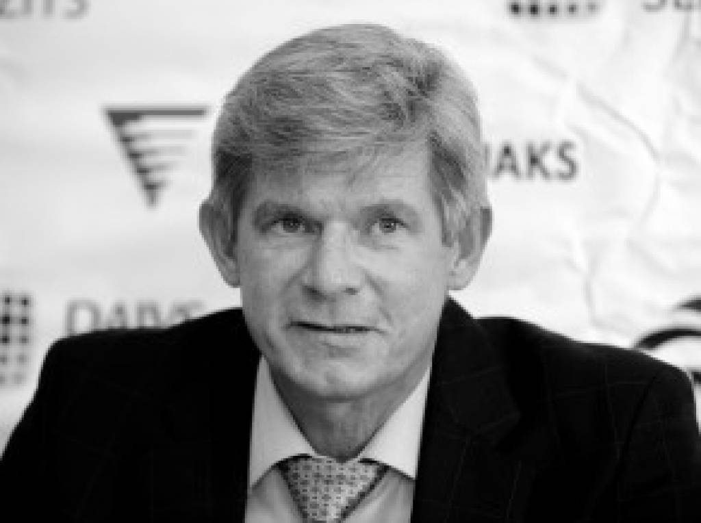 Autors: Romāns Kokšarovs, Sporta Avīze, F64