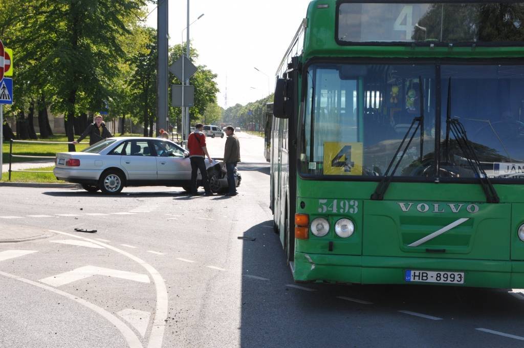 Autors: Dainis Ģelzis
