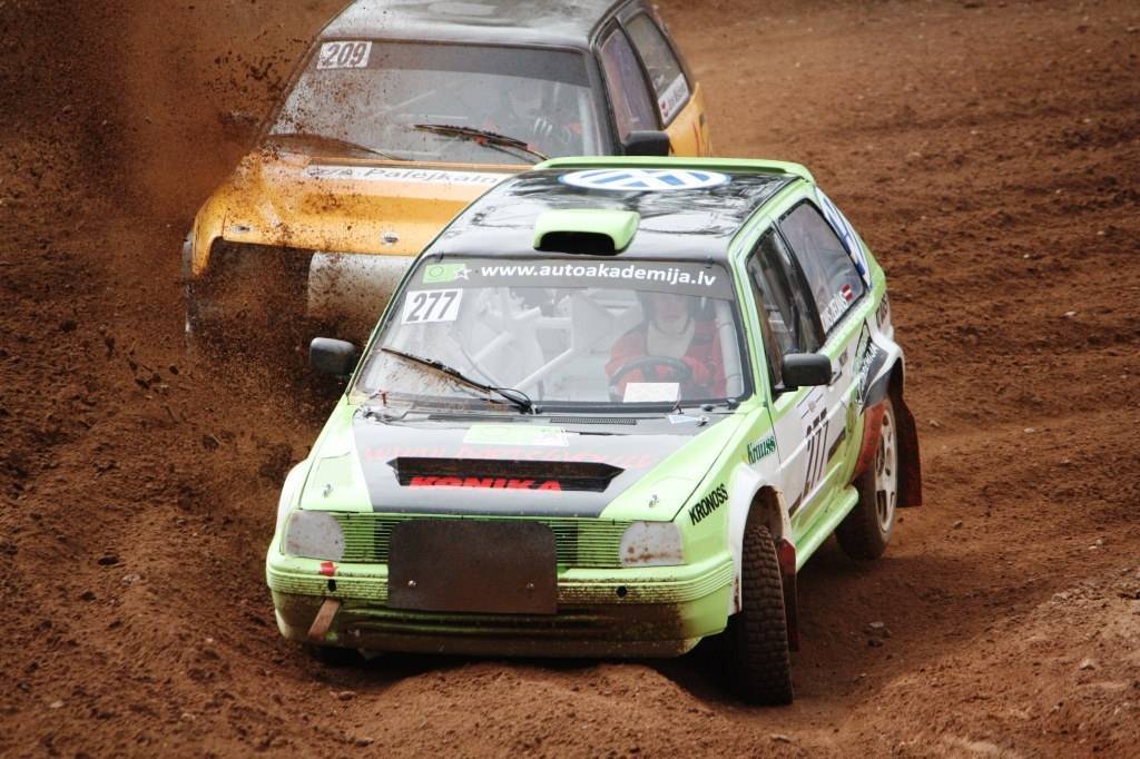 Autors: www.autocross.lv