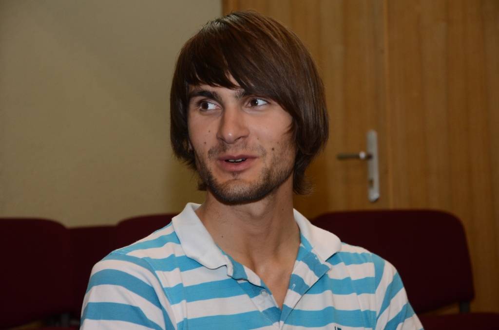 Šodien, 27. jūlijā, pulksten 19 Liepājas Latviešu biedrības nama zālē skanēs festivāla “Liepājas vasara” atklāšanas koncerts. Edvarda Grīga Klavierkoncertu a-moll atskaņos pianists Vestards Šimkus. Liepājas Simfonisko orķestri (LSO)...
Autors: ReKurZeme, portāls