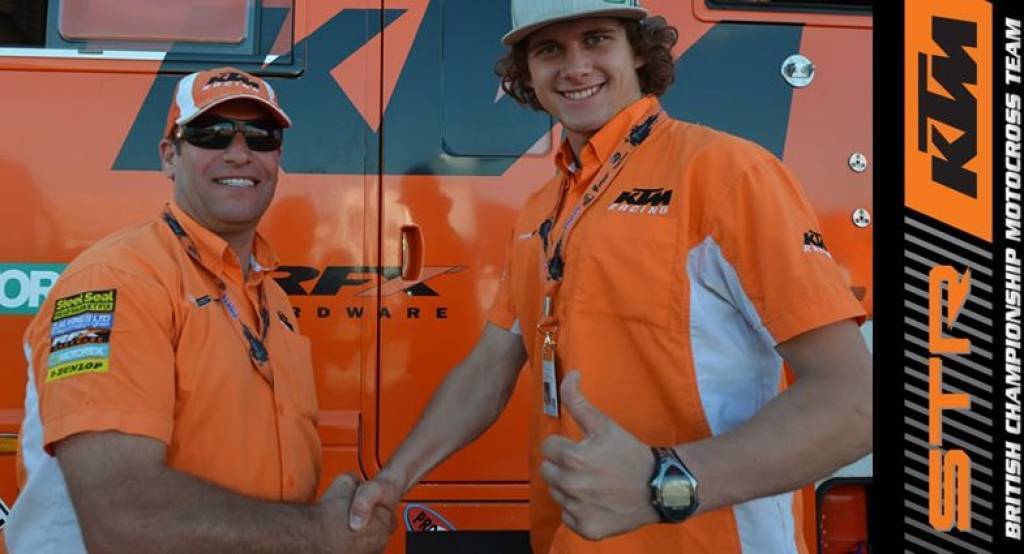 Autors: www.mxvice.com