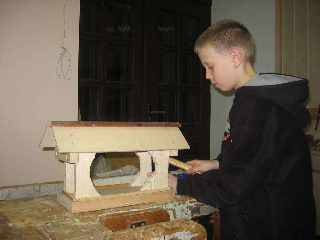 Aizputes novadā realizē Eiropas Sociālā fonda projektu par radošajām nometnēm skolās.

Nodarbības notiek gan Aizputes vidusskolā, gan Skolēnu Interešu izglītības centrā. Skolēni piesakās pie pedagogiem.

Kopumā visu mācību gadu darbojas...
Autors: ReKurZeme, portāls