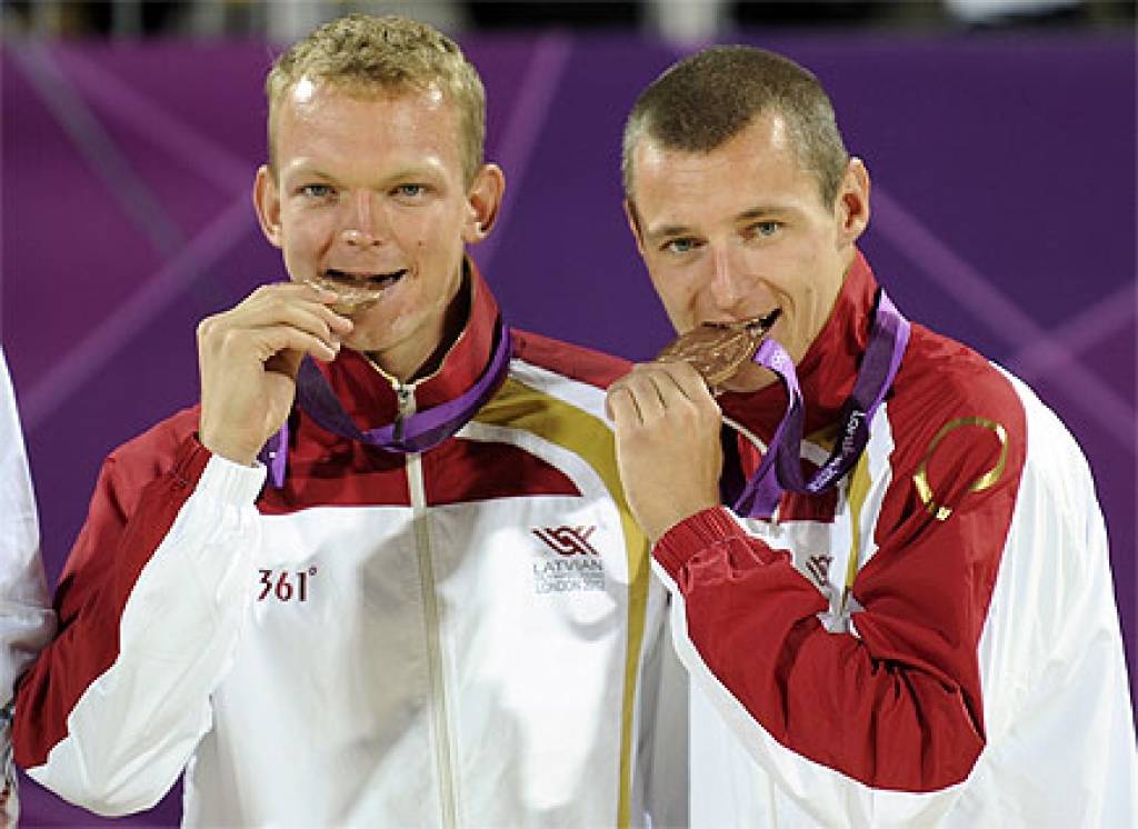 Pludmales volejbolisti Šmēdiņš/Pļaviņš
Autors: www.olimpiade.lv