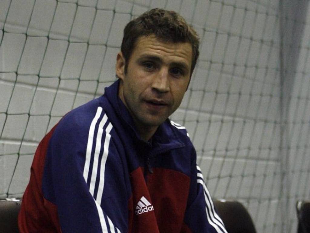 Autors: Romāns Kokšarovs, F64