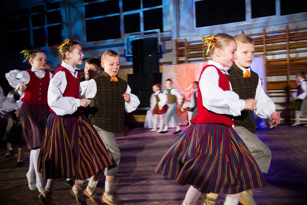 Bildes no Grobiņas pamatskolas Ziemassvētku koncerta 