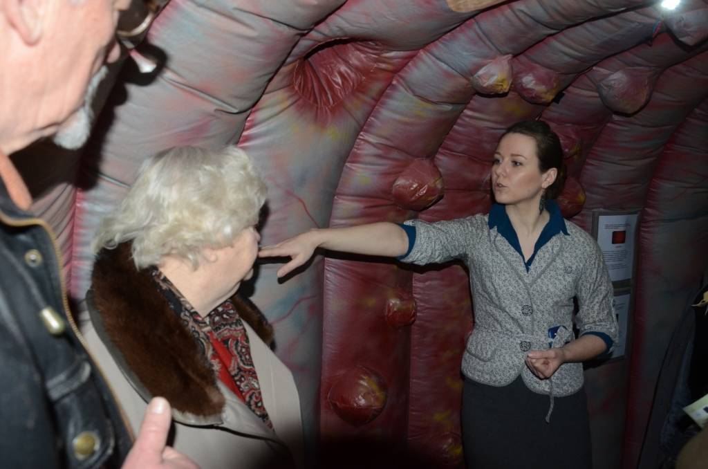 Stāsta un paskaidro Liepājas reģionālās slimnīcas ķirurģe rezidente Santa Daukste
Autors: Uldis Dobelis