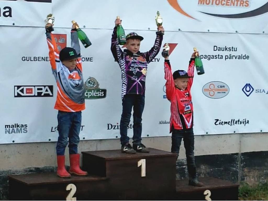 Autors: No Ginta Lūša arhīva