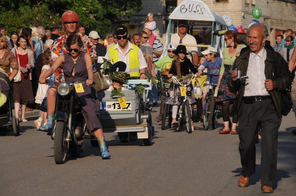 Autors: Dainis Ģelzis