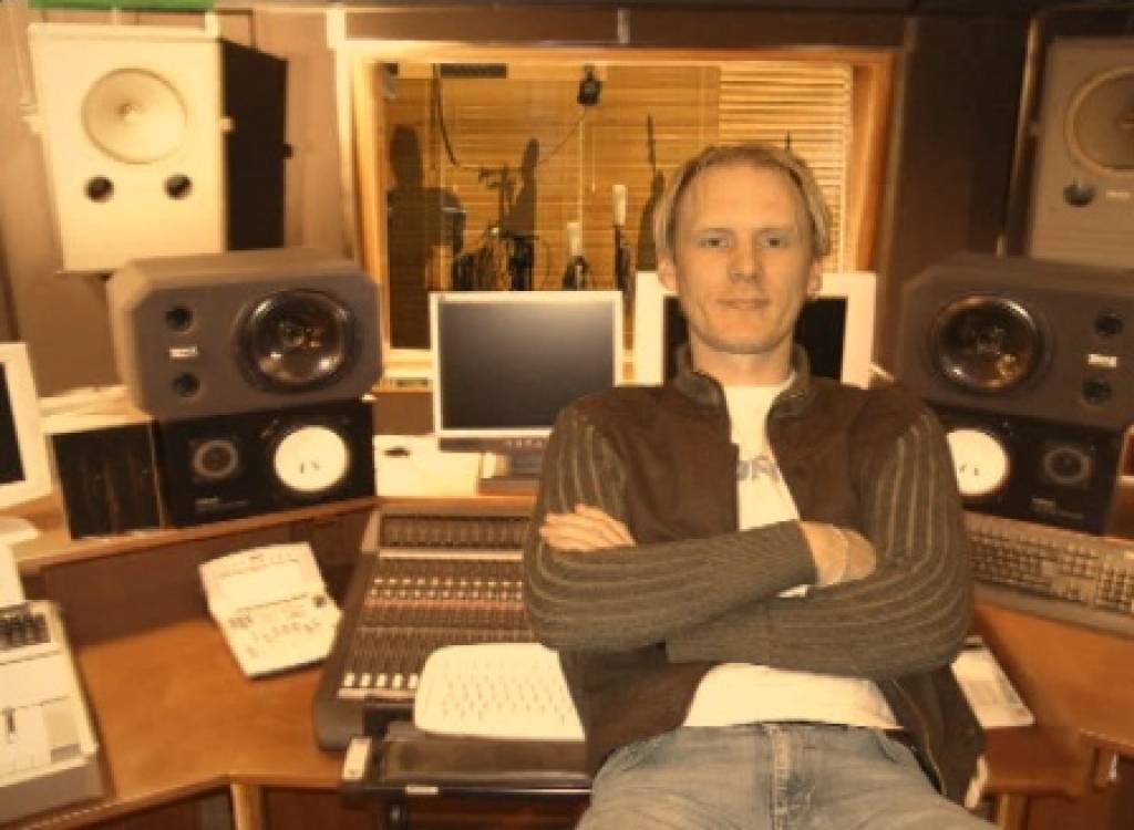 Autors: No www.last.fm