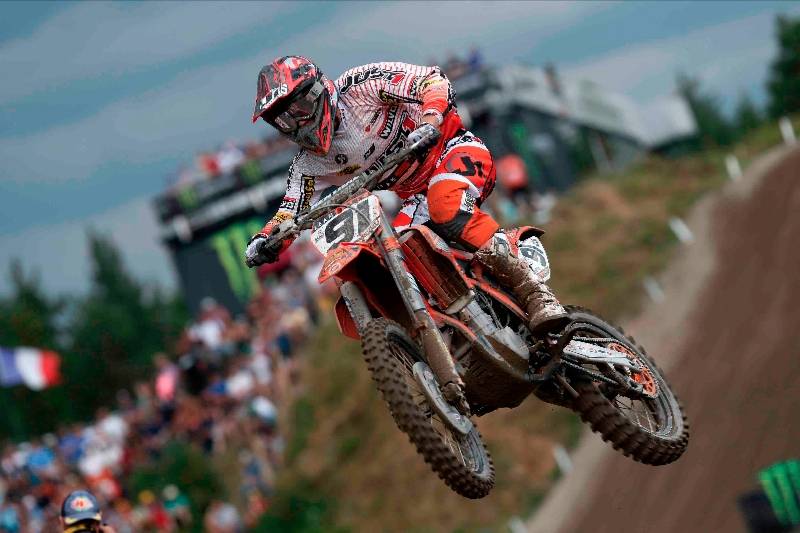 Autors: Ray Archer, www.steveturnerracing.com