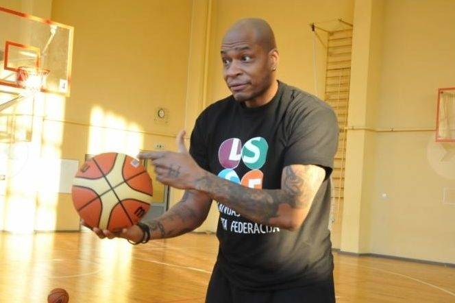 Autors: Dainis Ģelzis