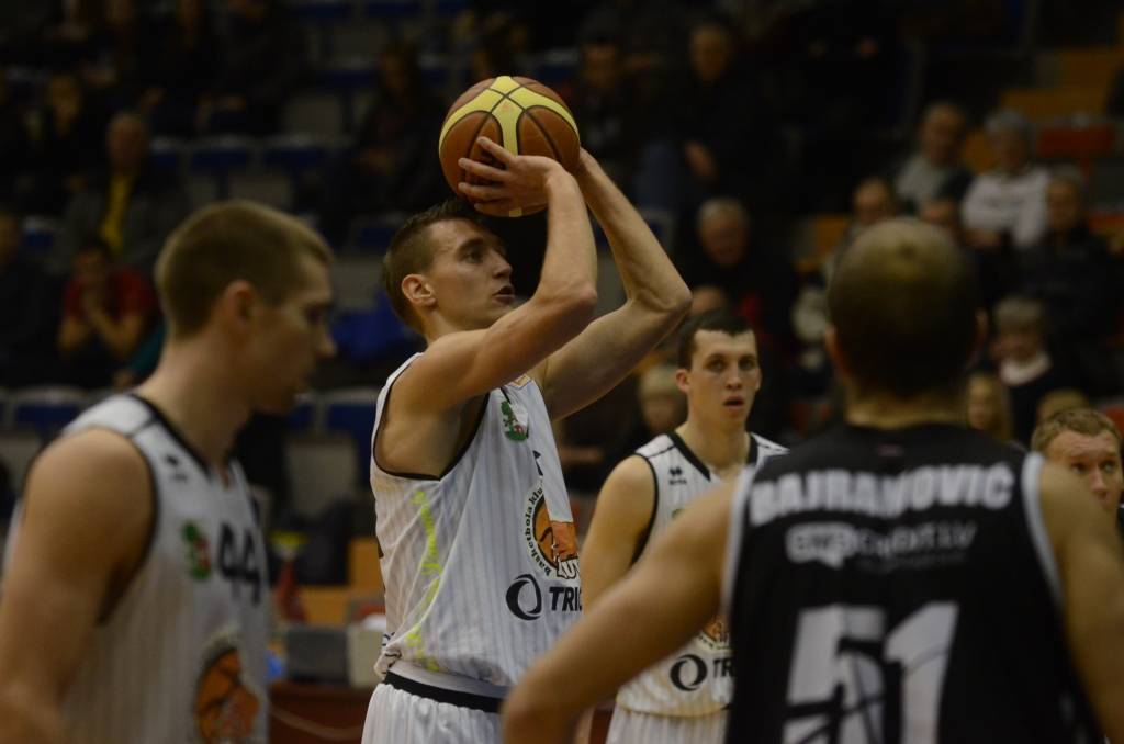 Autors: Uldis Dobelis