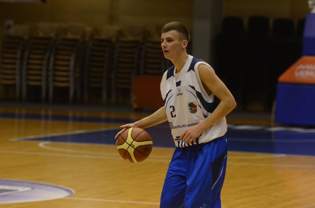 Autors: Uldis Dobelis