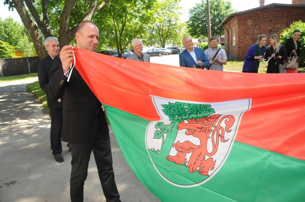 Autors: Dainis Ģelzis