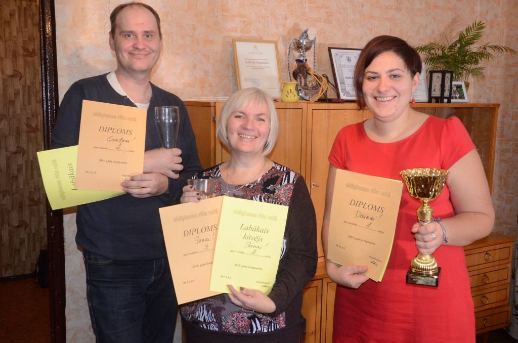 Ģirts Gertsons, Jana Egle (vidū) un Daina Vanaga. 