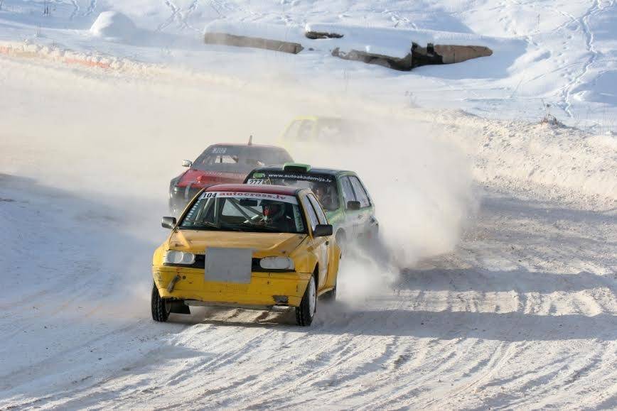 Autors: www.autocross.lv