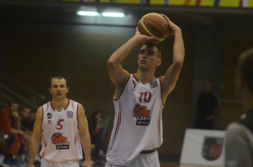 Autors: Uldis Dobelis