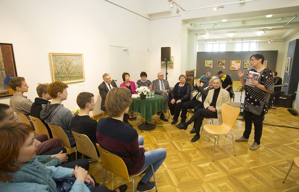 Aluksniesiem.lv raksta attēla aizvietotājs