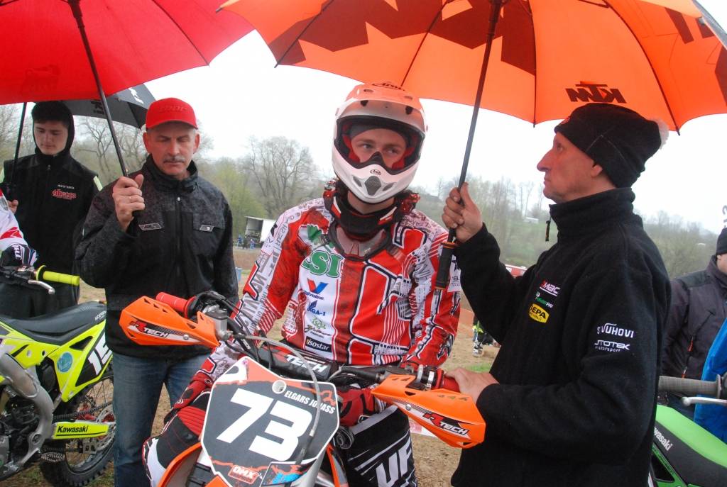 Kalvenieks Elgars Jonass šosezon mērķē uz Jauniešu klases čempiona titulu.
Autors: Uldis Dobelis