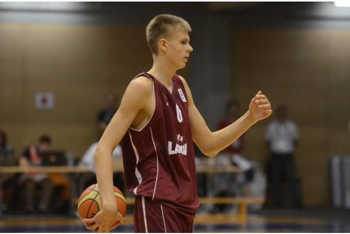 Autors: Uldis Dobelis