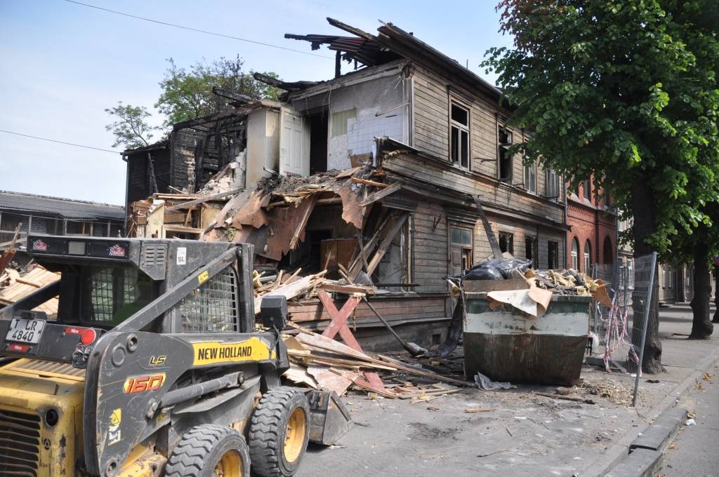 Autors: Dainis Ģelzis