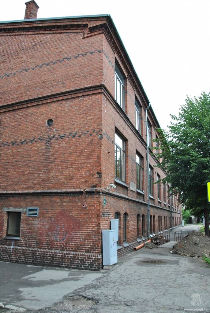 Aluksniesiem.lv raksta attēla aizvietotājs