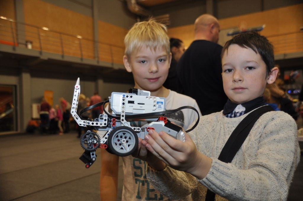 Autors: Dainis Ģelzis